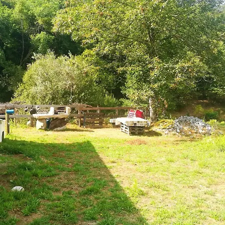 Chalet With 2 Bedrooms In Froufe With Furnished Garden Alpesi faház Ponte da Barca