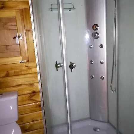 Chalet With 2 Bedrooms In Froufe With Furnished Garden *
